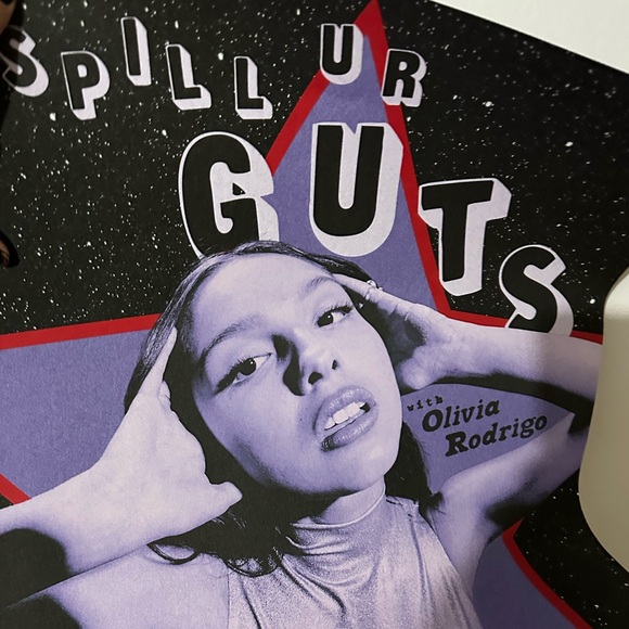 Olivia Rodrigo Spill Ur Guts Poster x Linkbuds - Picture 3 of 3